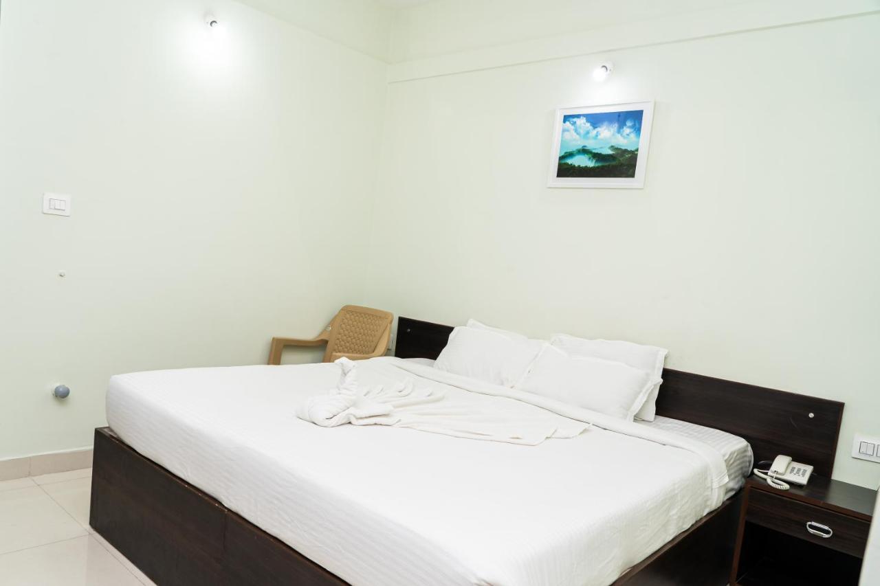 Hotel Maybaach 3*