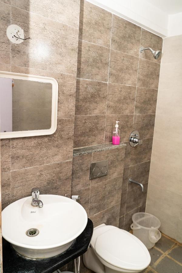 Maybaach Hotel 3*