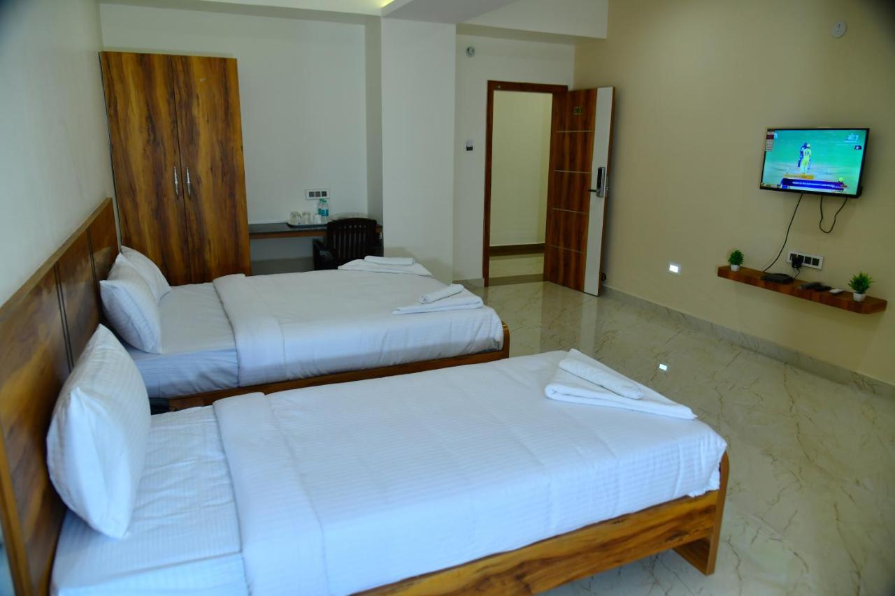 Hotel Rk Comforts *
