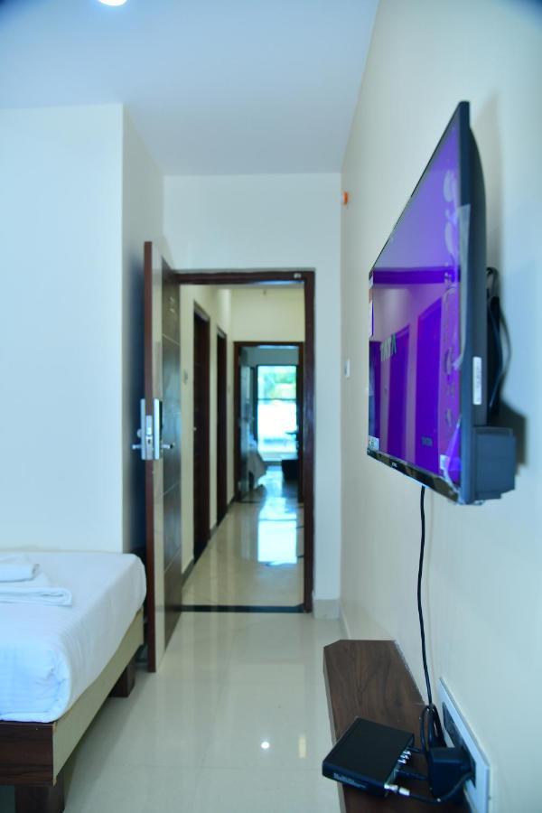 Rk Comforts Hotel