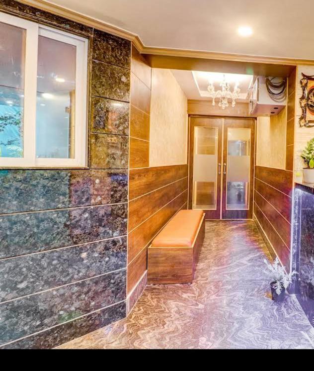 Ira International Luxury Service Hotel Bangalore
