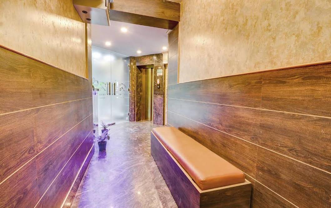 Ira International Luxury Service Hotel