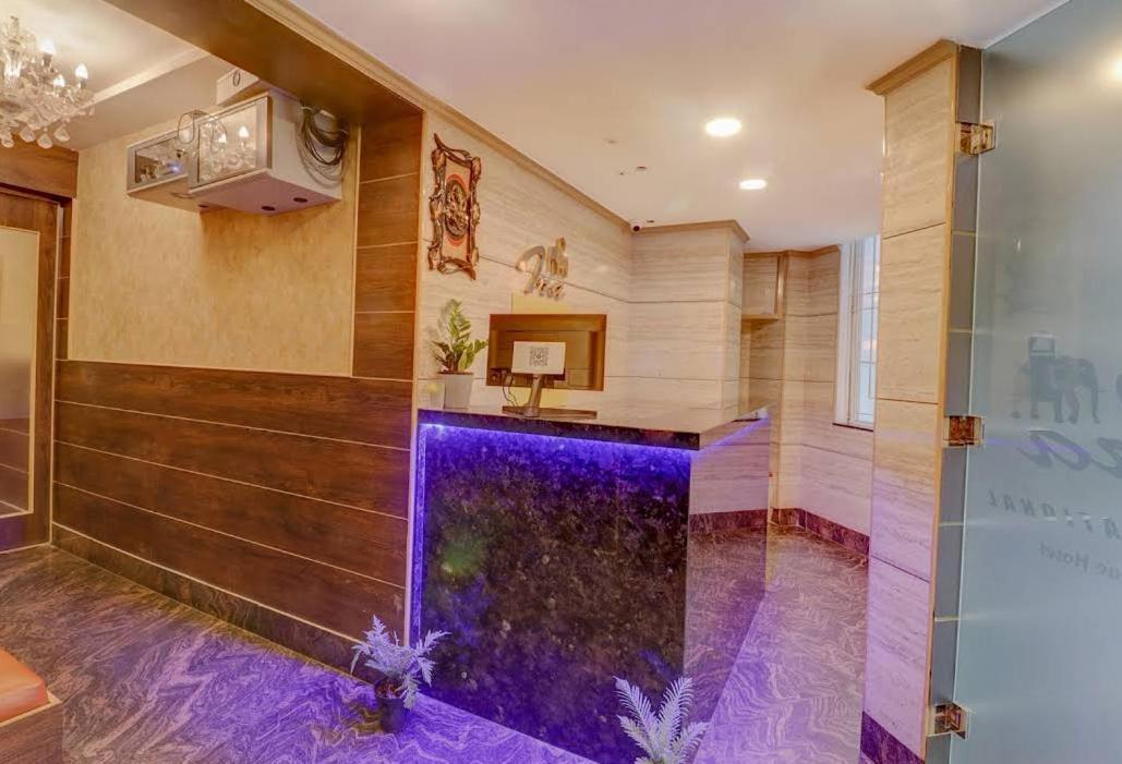 Hotel Ira International Luxury Service