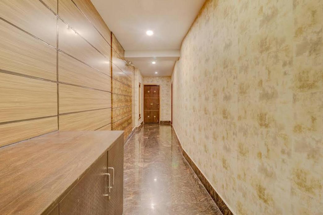 Hotel Ira International Luxury Service Bangalore