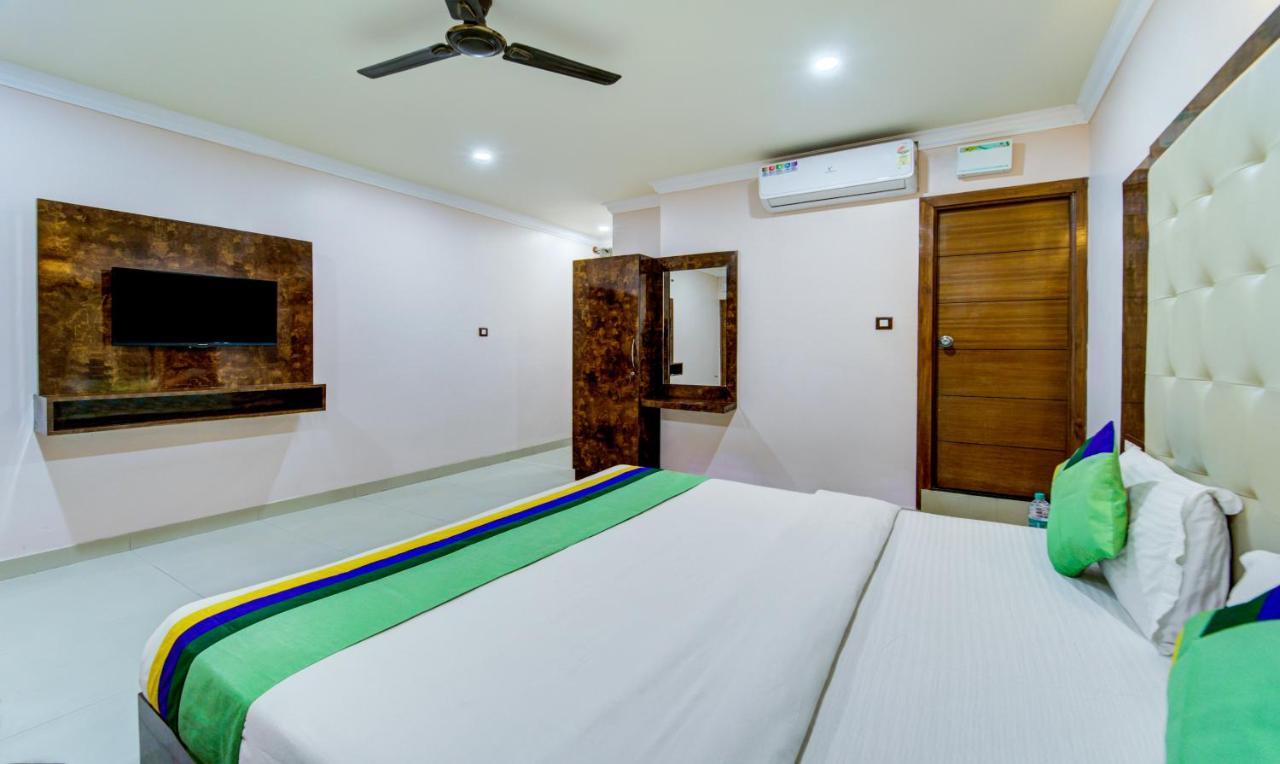 Treebo Trend Howell Suites Hotel 3*
