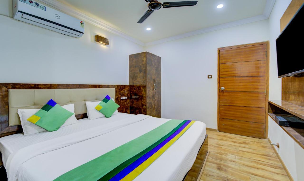 Hotel Treebo Trend Howell Suites 3*