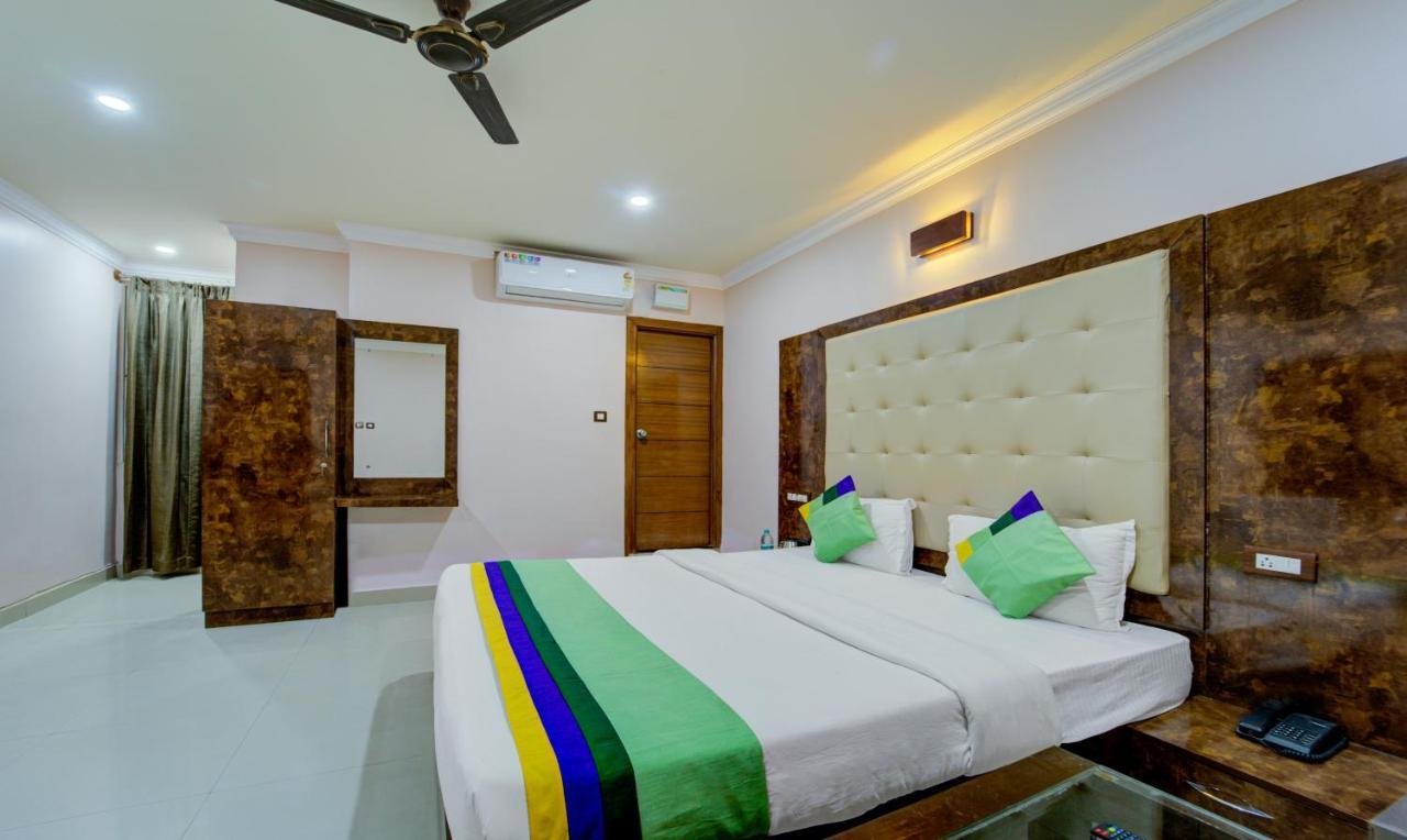 Treebo Trend Howell Suites 3*