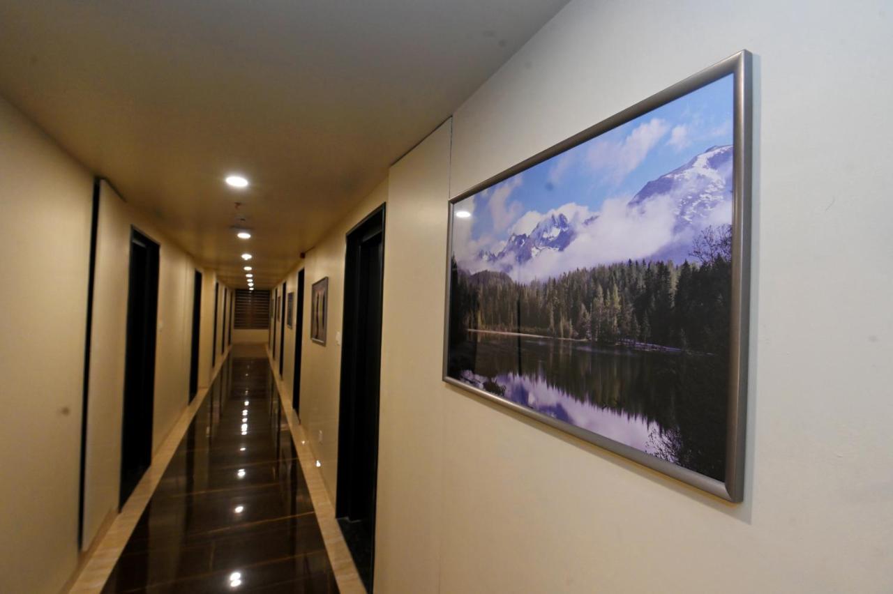Hotel Regenta Bannerghatta 3*
