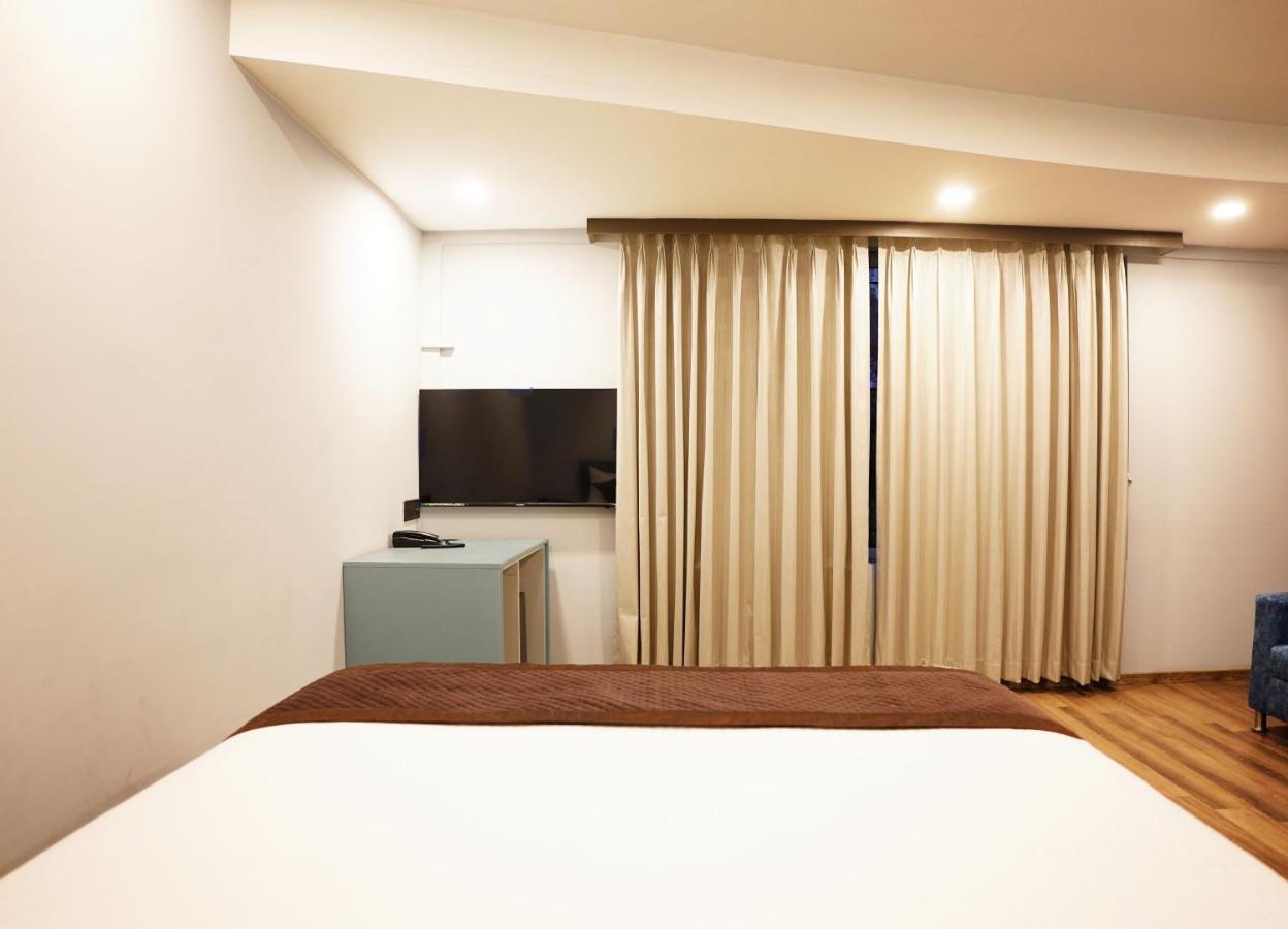 Dream - Richmond Hotel