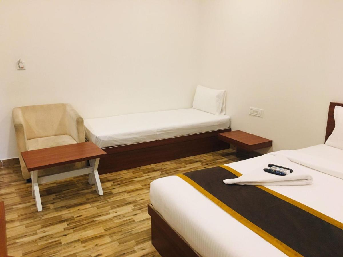 Sri Udupi Park Phoenix Mall Hotel 3*
