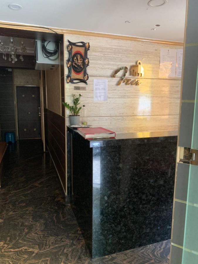 Ira International Luxury Service Hotel