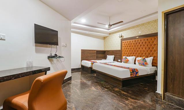 Hotel Ira International Luxury Service Bangalore