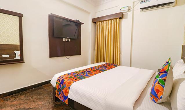 Hotel Ira International Luxury Service Bangalore