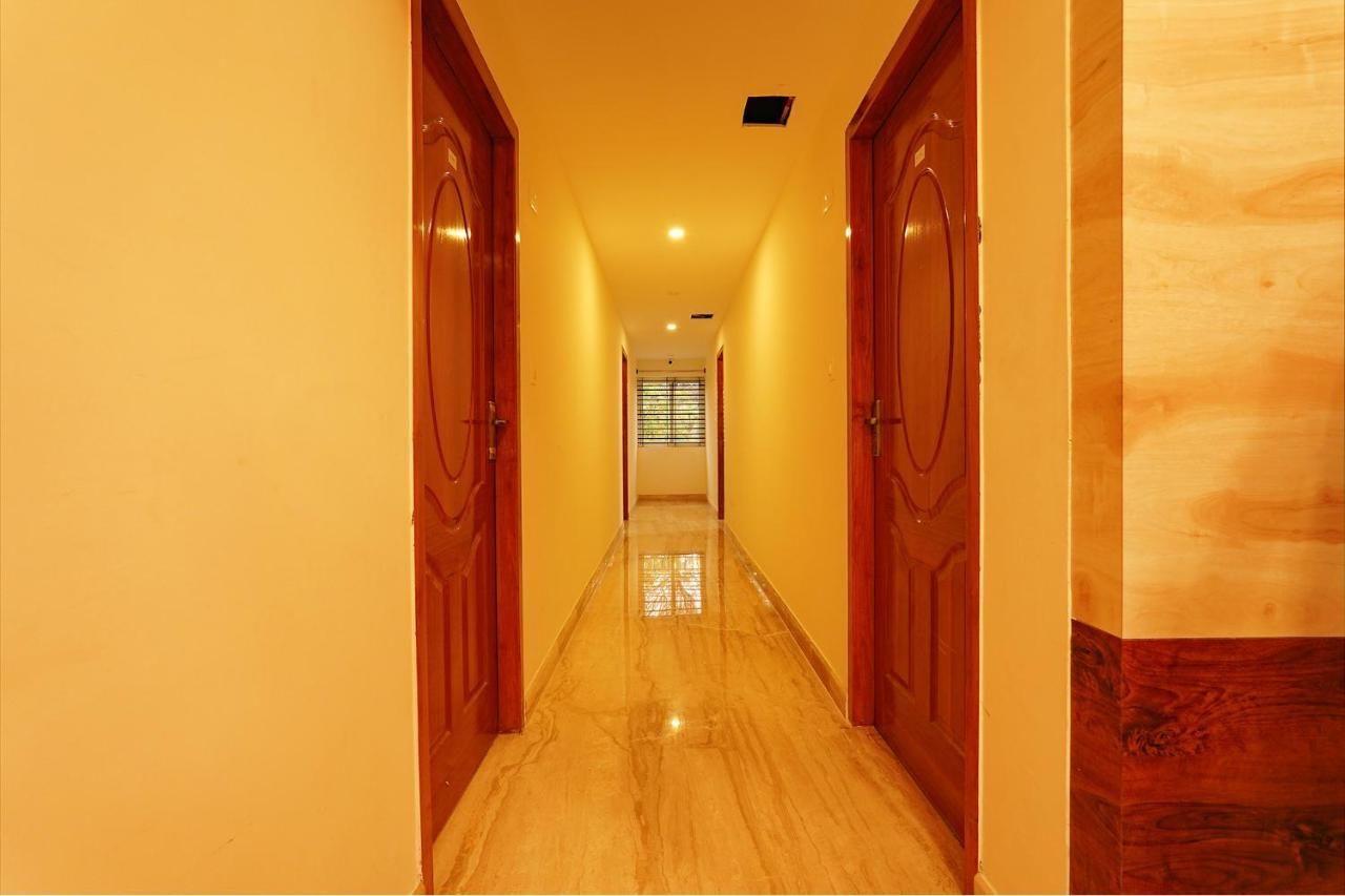 Hotel Fabhotel Shakthi - Nr Jayadeva Hospital