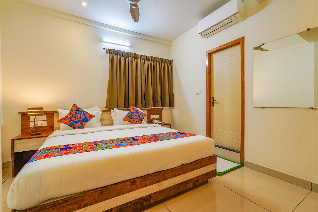 Hotel Fabhotel Shakthi - Nr Jayadeva Hospital Bangalore