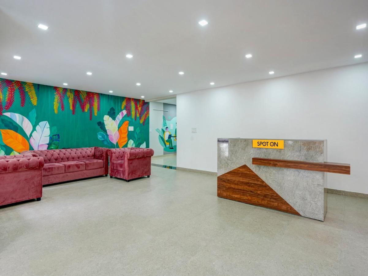 Hotel Spot On Helloworld Castle Prague Bangalore