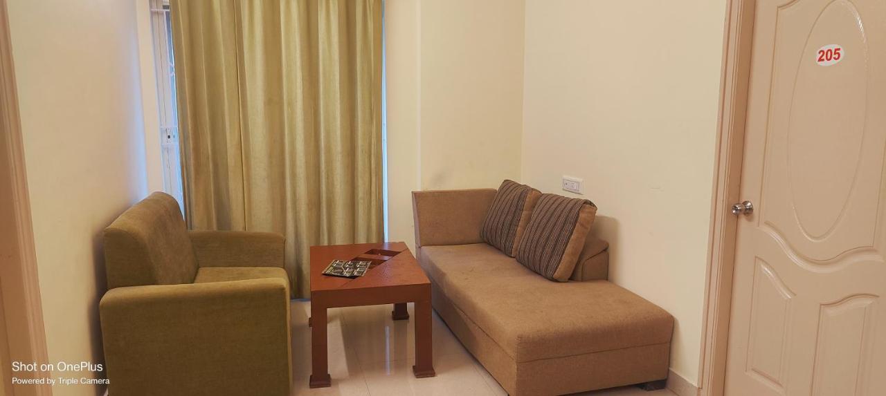 Apartment Hazel Manyata Bangalore