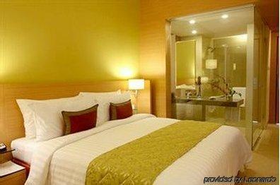 Radha Regent Electronic Hotel 4*