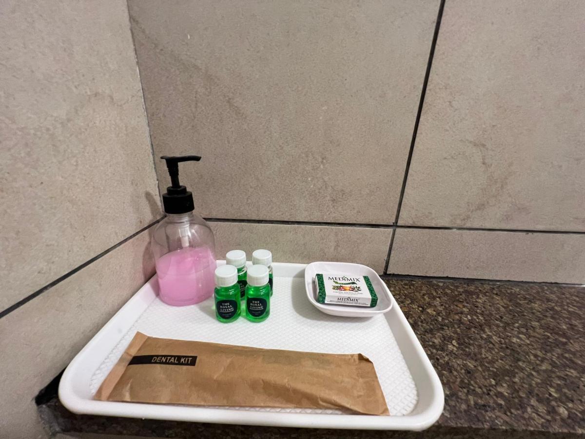 Hotel The Royal Living I Indiranagar