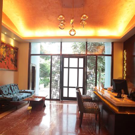 Justa Mg Road Hotel 4*