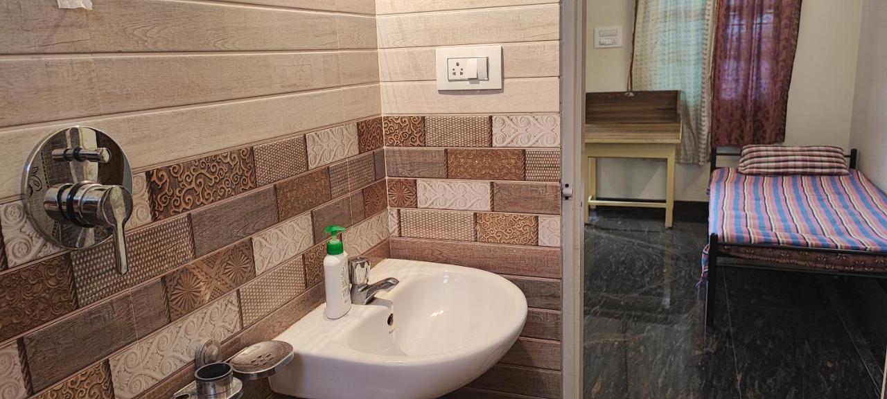 Apartment Rrm - Jambu Savari Dinne