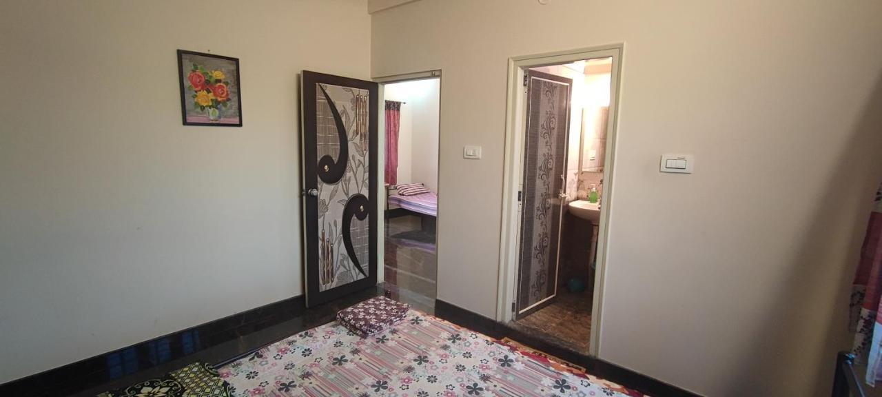 Apartment Rrm - Jambu Savari Dinne Bangalore
