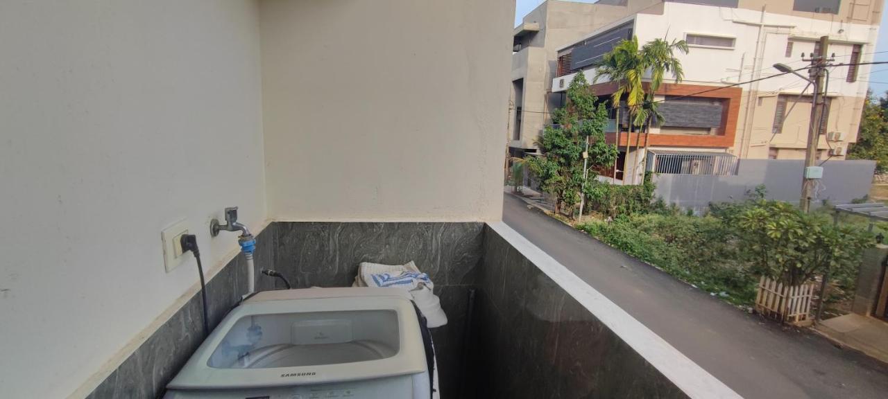 Apartment Rrm - Jambu Savari Dinne