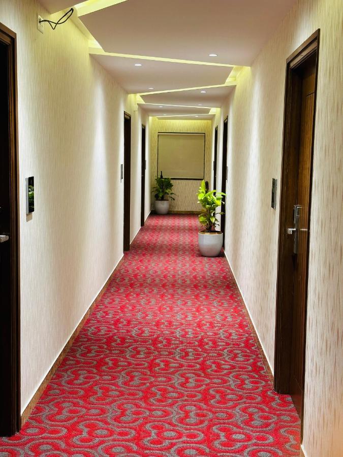 Hotel Royal Ace Luxur