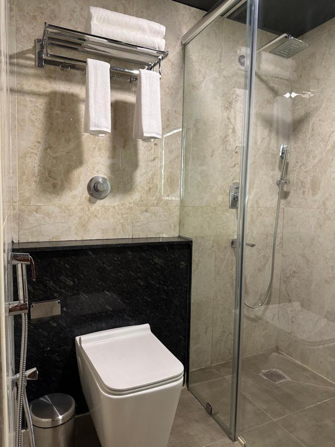 Hotel Royal Ace Luxur Bangalore