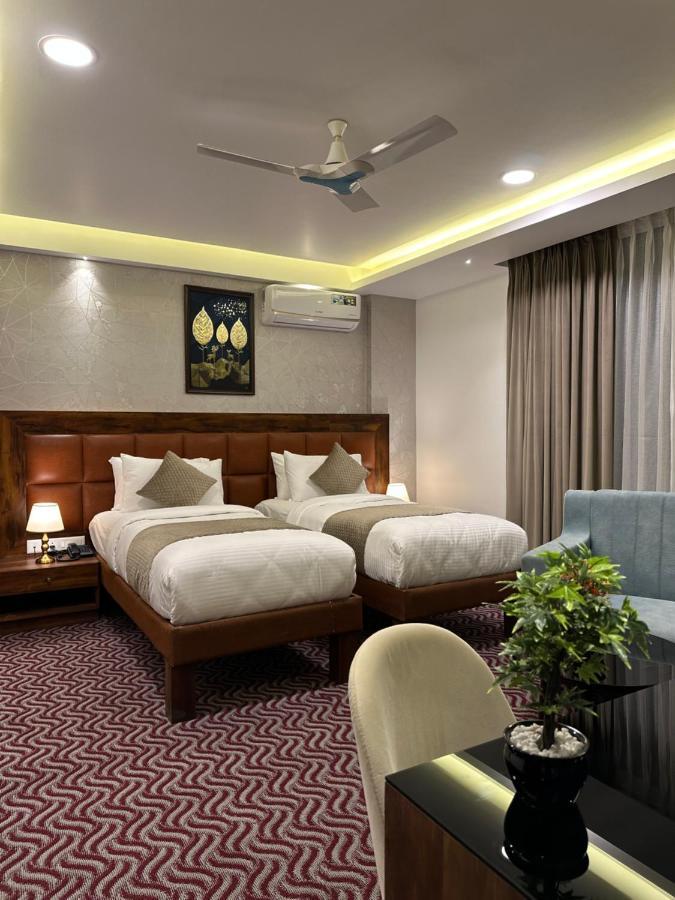 Royal Ace Luxur Hotel Bangalore