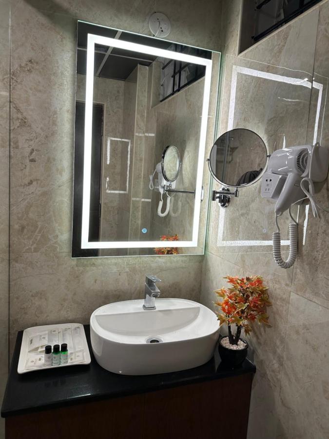 Royal Ace Luxur Hotel Bangalore