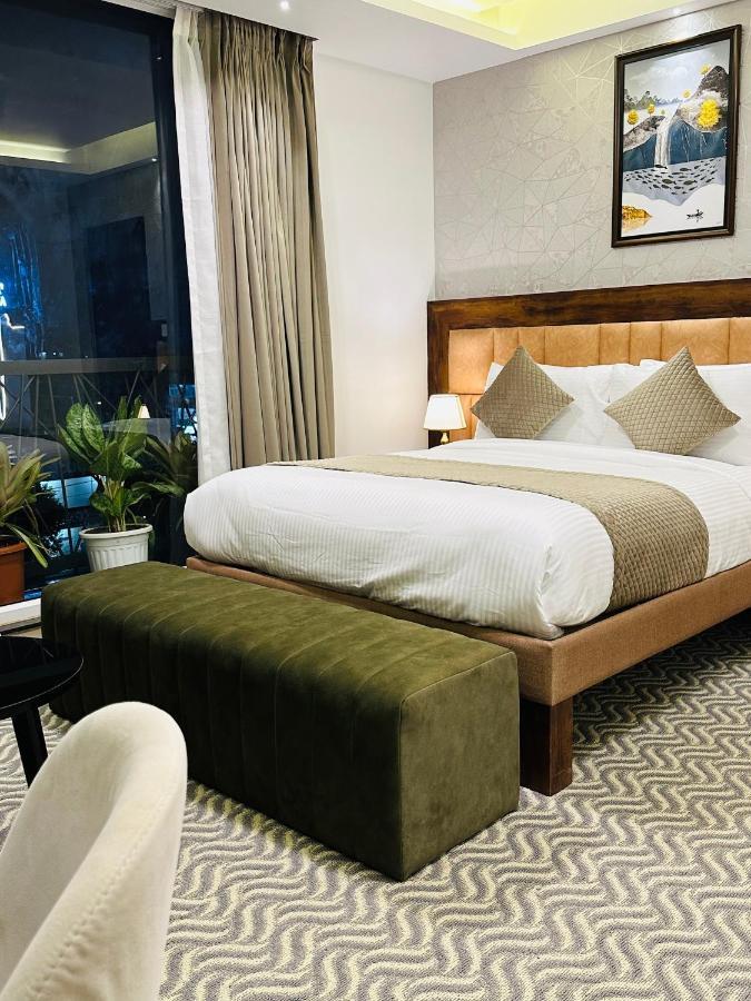 Hotel Royal Ace Luxur Bangalore