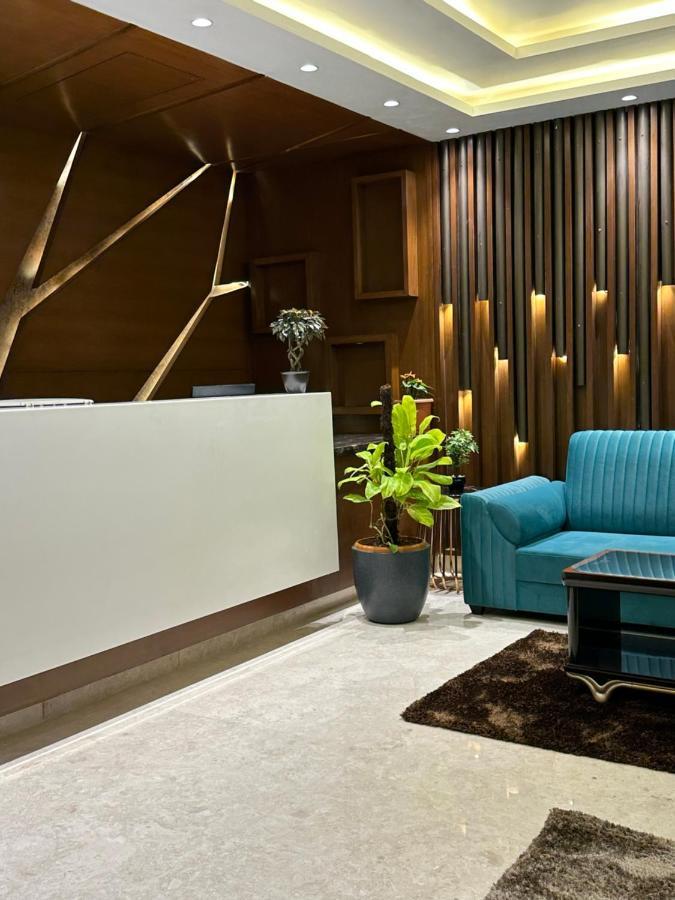 Royal Ace Luxur 4* Bangalore