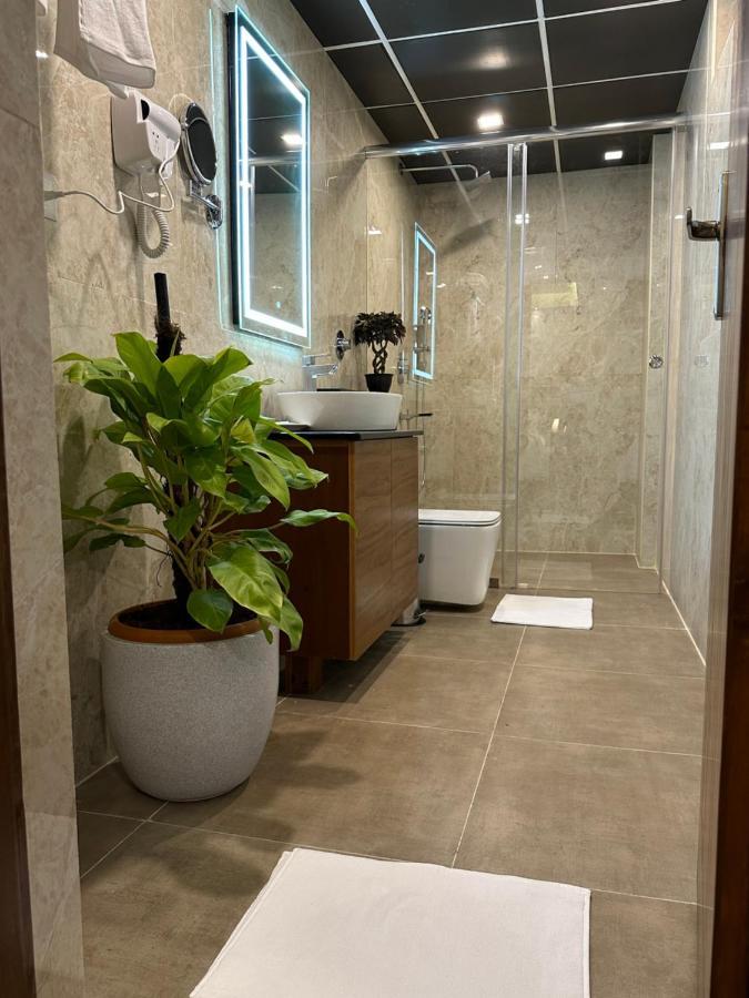 Royal Ace Luxur Bangalore