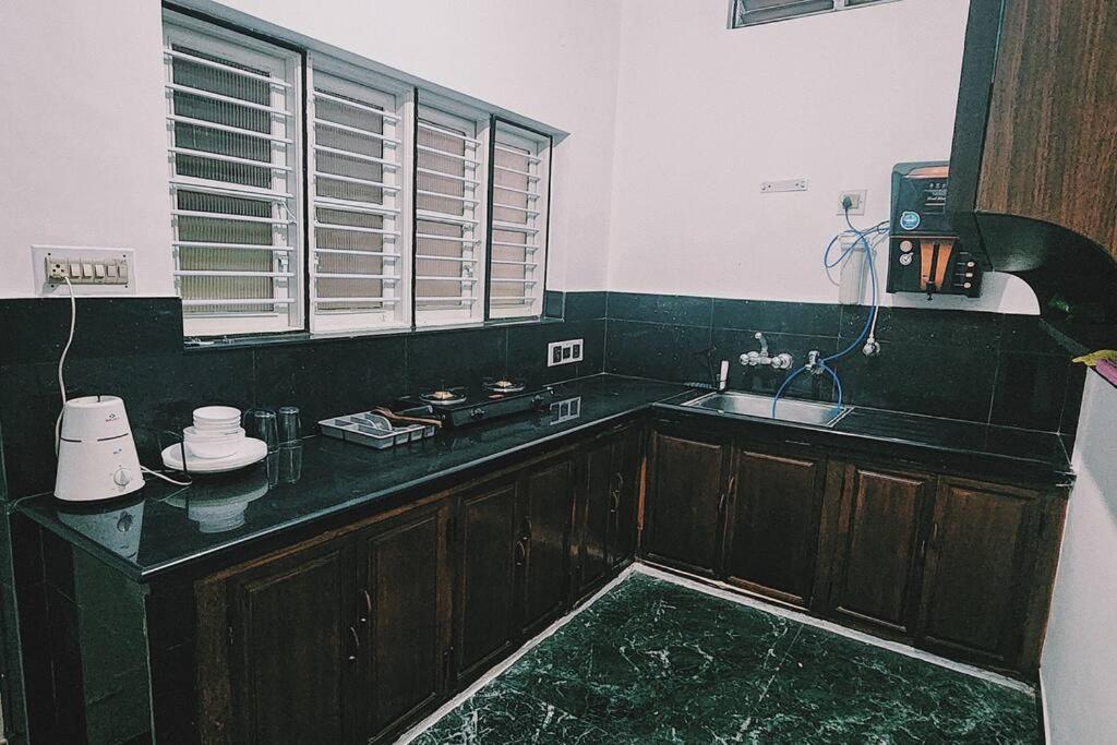Away From In The Heart Of The City, 2&3 Bhk Villas