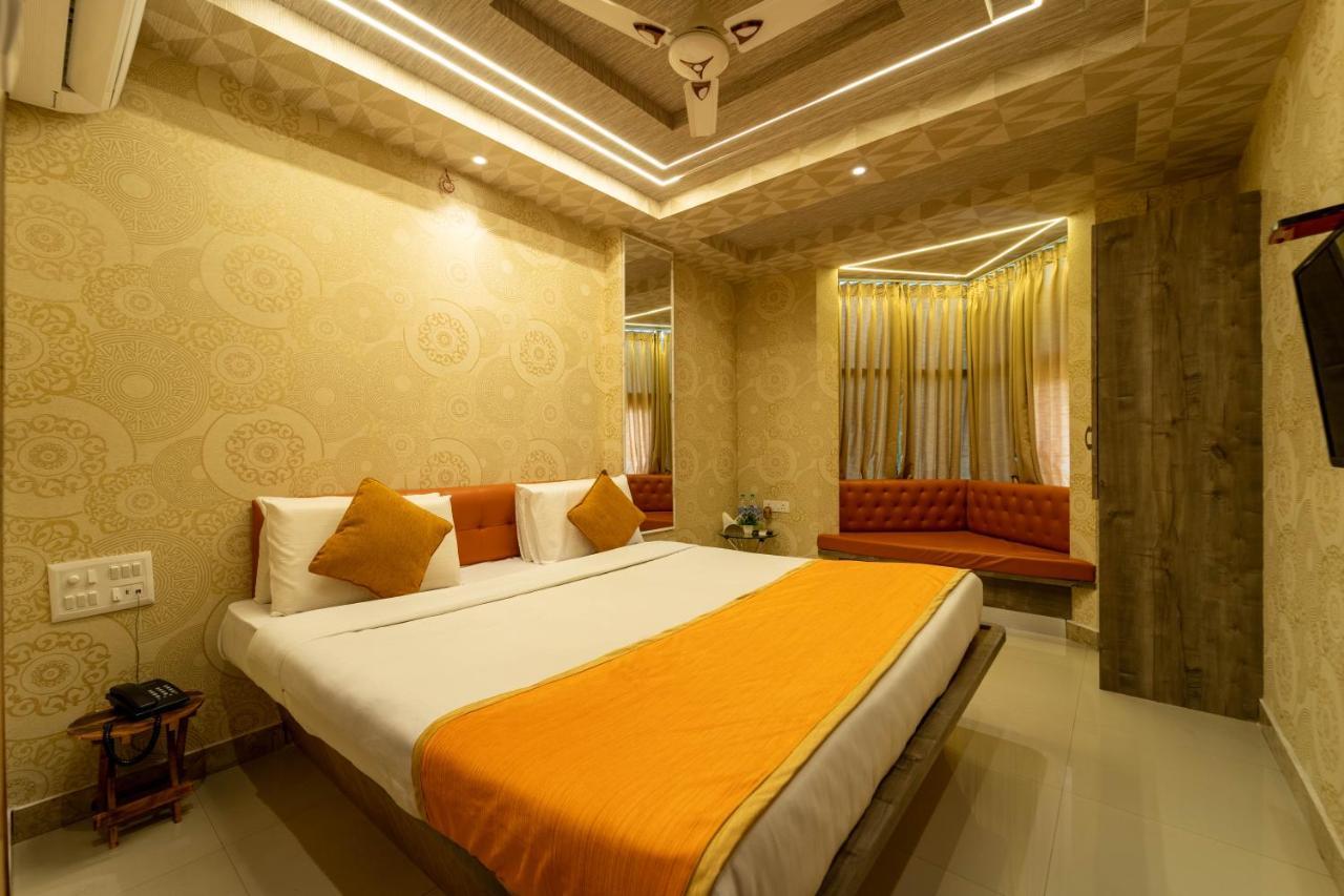 Hotel Seasons Suites - Koramangala 3*