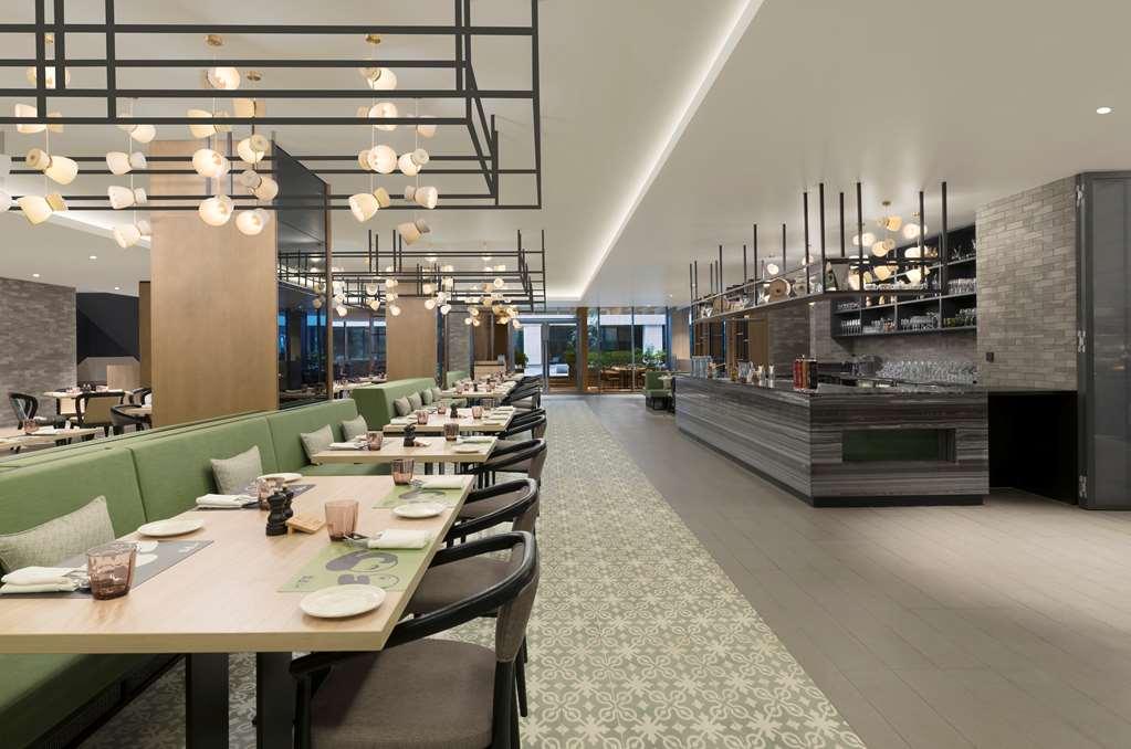 Hotel Hilton Garden Embassy Manyata Business Park *