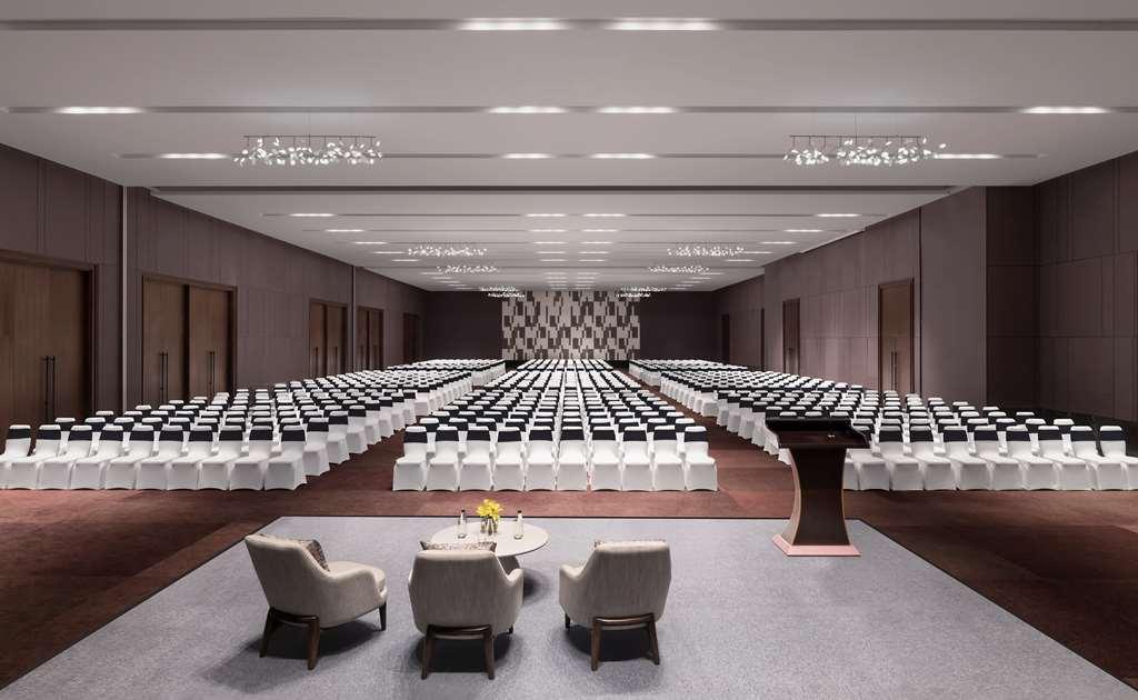 Hilton Garden Embassy Manyata Business Park Bangalore