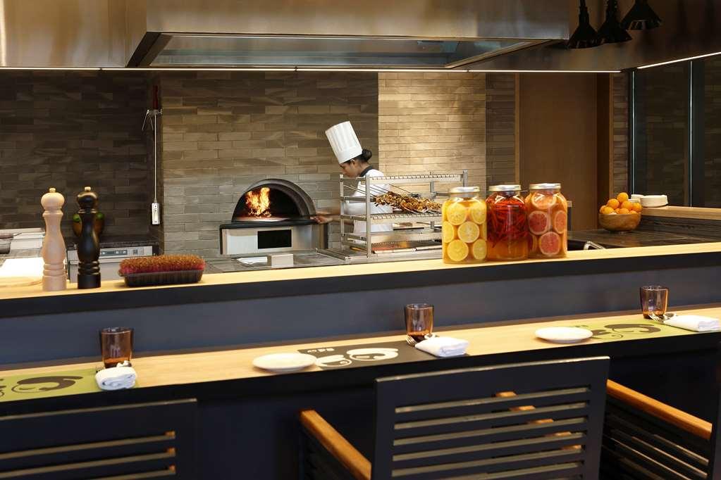 Hilton Garden Embassy Manyata Business Park *