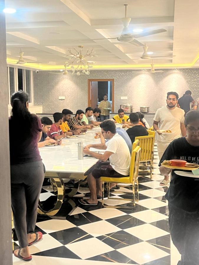 Reside Avenue Hotel Bangalore