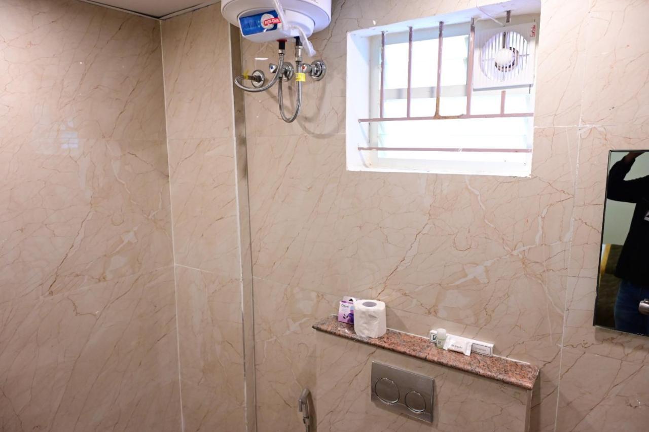 Feel Comfort Hotel 3*