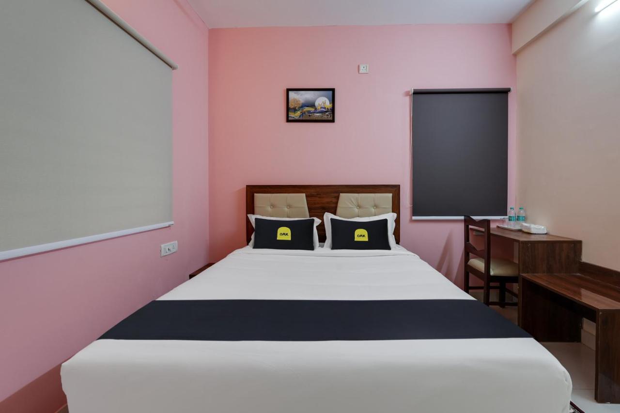 Collection O Veritas Grand 4* Bangalore
