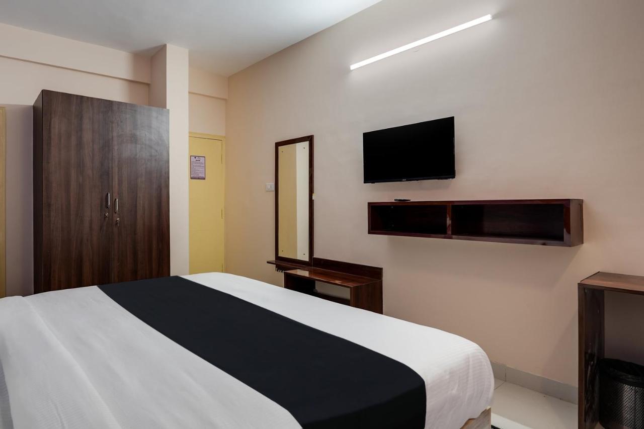 Collection O Veritas Grand Hotel 4*
