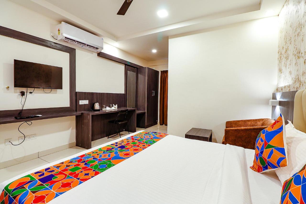 Fabhotel Rotano Grand - Nr Marathahalli Bridge 3*