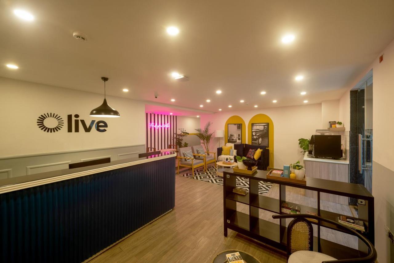 Olive Zip Richmond Circle By Embassy Group Hotel 3*