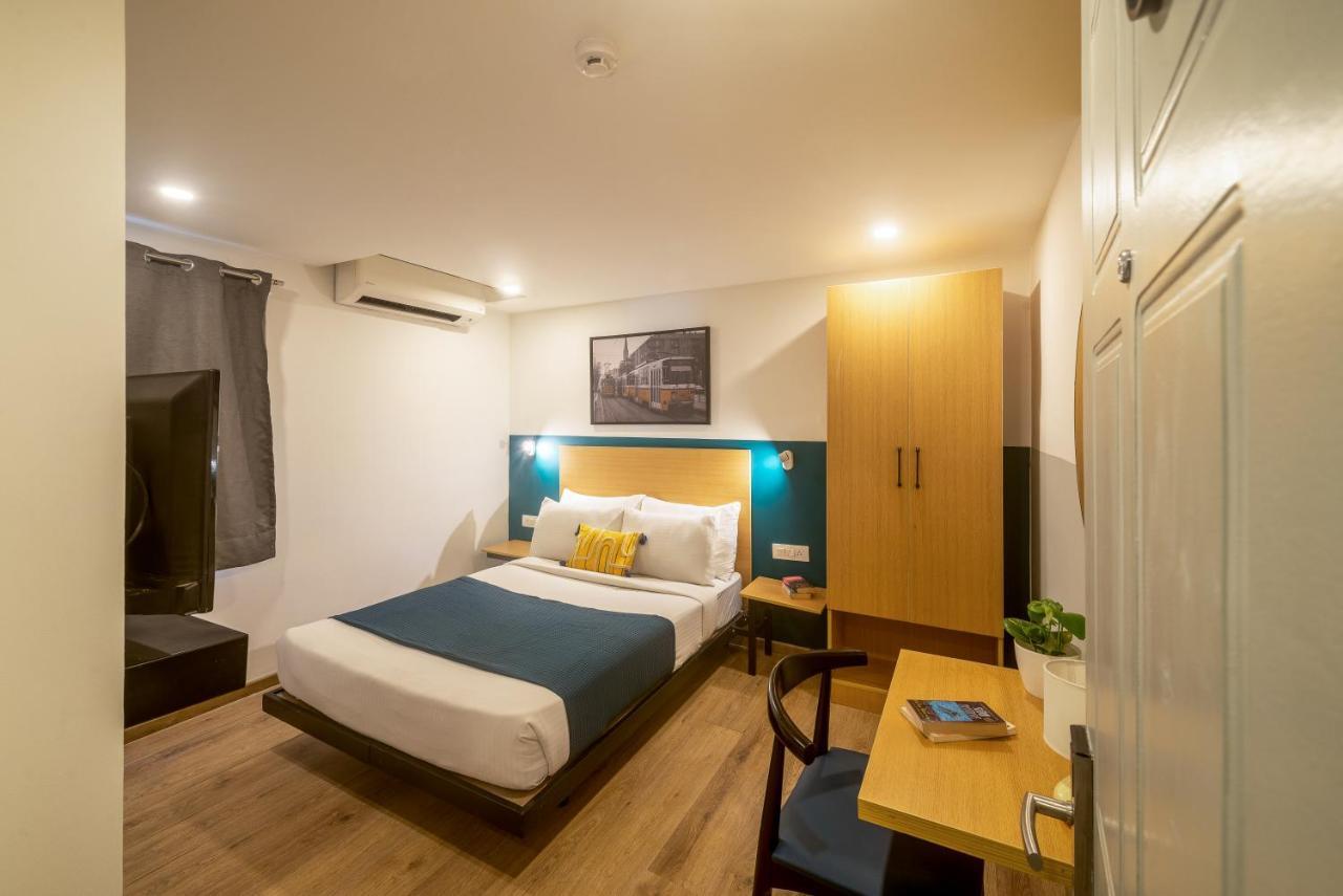 Olive Zip Richmond Circle By Embassy Group Hotel 3*