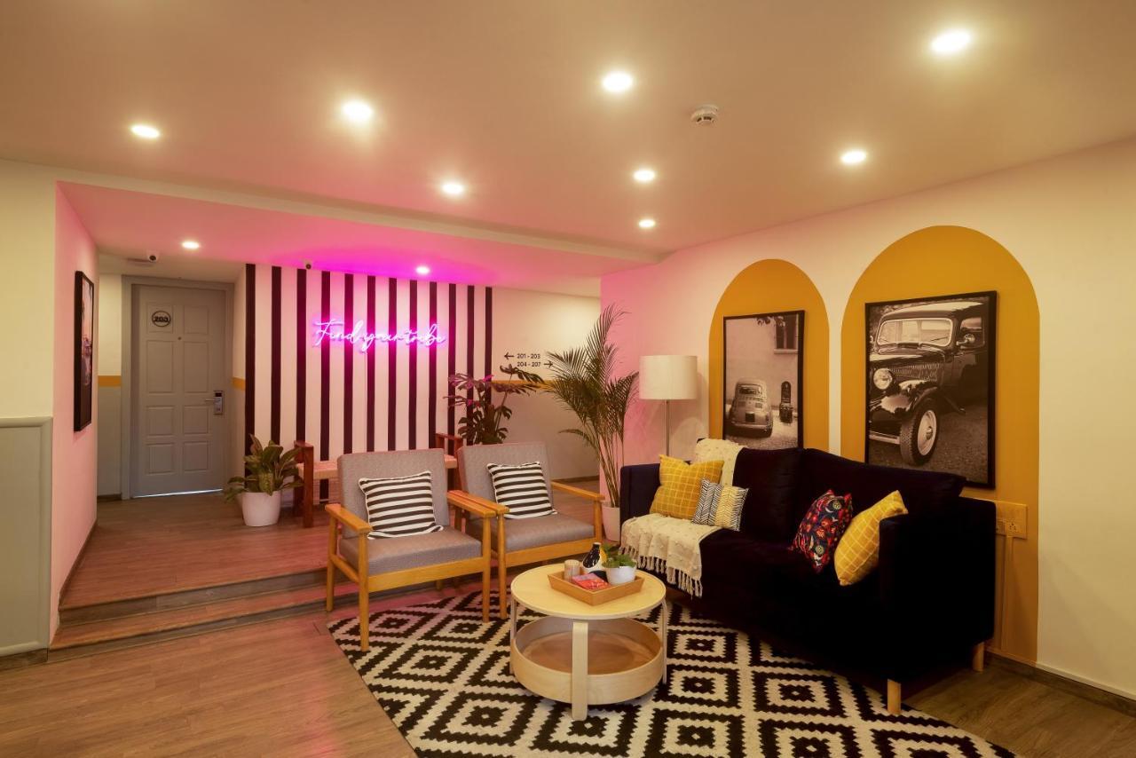 Olive Zip Richmond Circle By Embassy Group Hotel 3*
