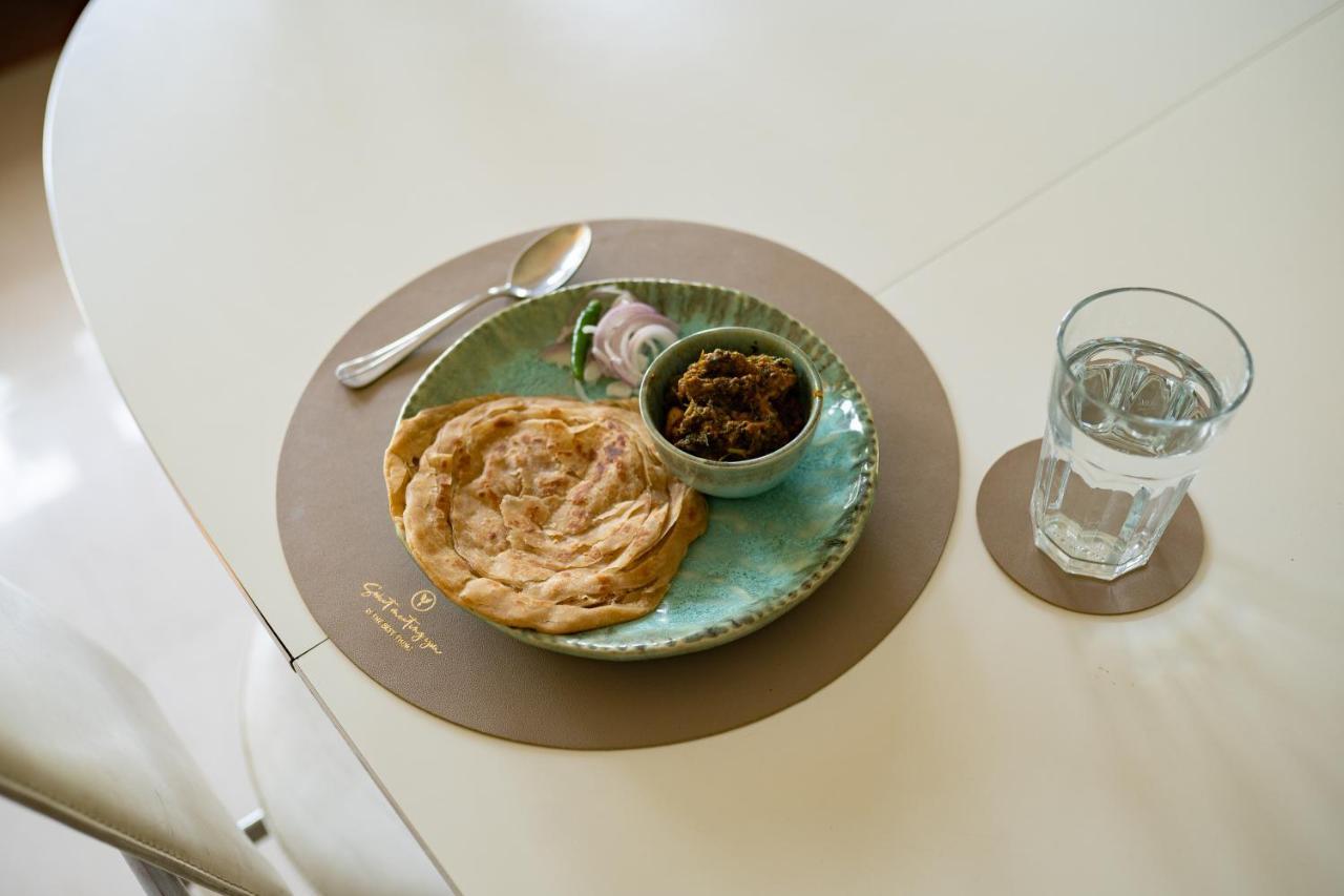 Luho 206 Bed & Breakfast Bangalore