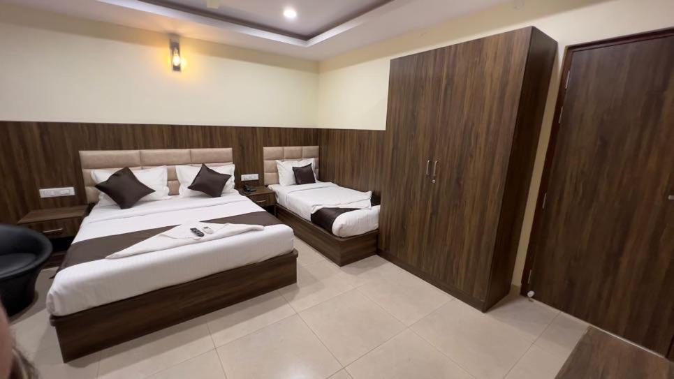 Hotel Ur Residency New Bel Road