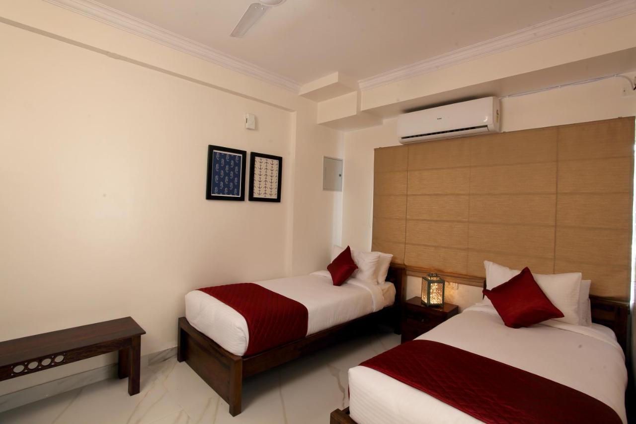 Hotel Crimson Lotus 3*